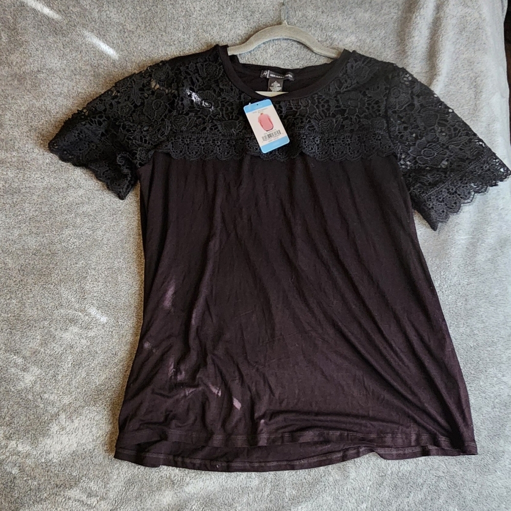 Adrianna Papell Lace Sleeve Blouse – Black – Size Large – NWT
